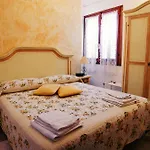 فندق مبيت وإفطار Il Melograno 4*