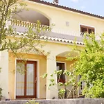 Il Melograno فندق مبيت وإفطار أرتْساكينا
