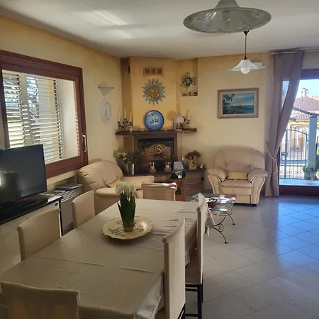 Il Melograno Casa Vacanze 7 Posti Letto Holiday home *