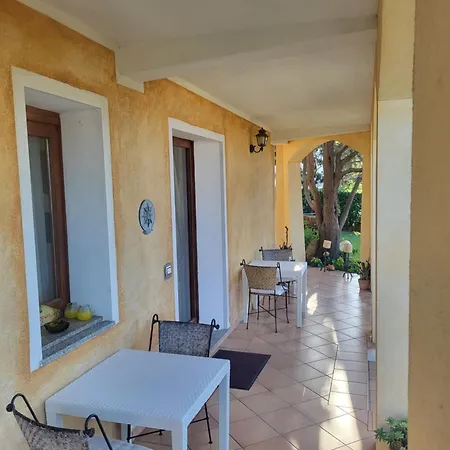 Il Melograno B&B 아르자케나