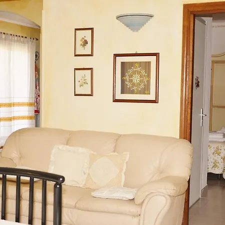 Il Melograno Casa Vacanze 7 Posti Letto